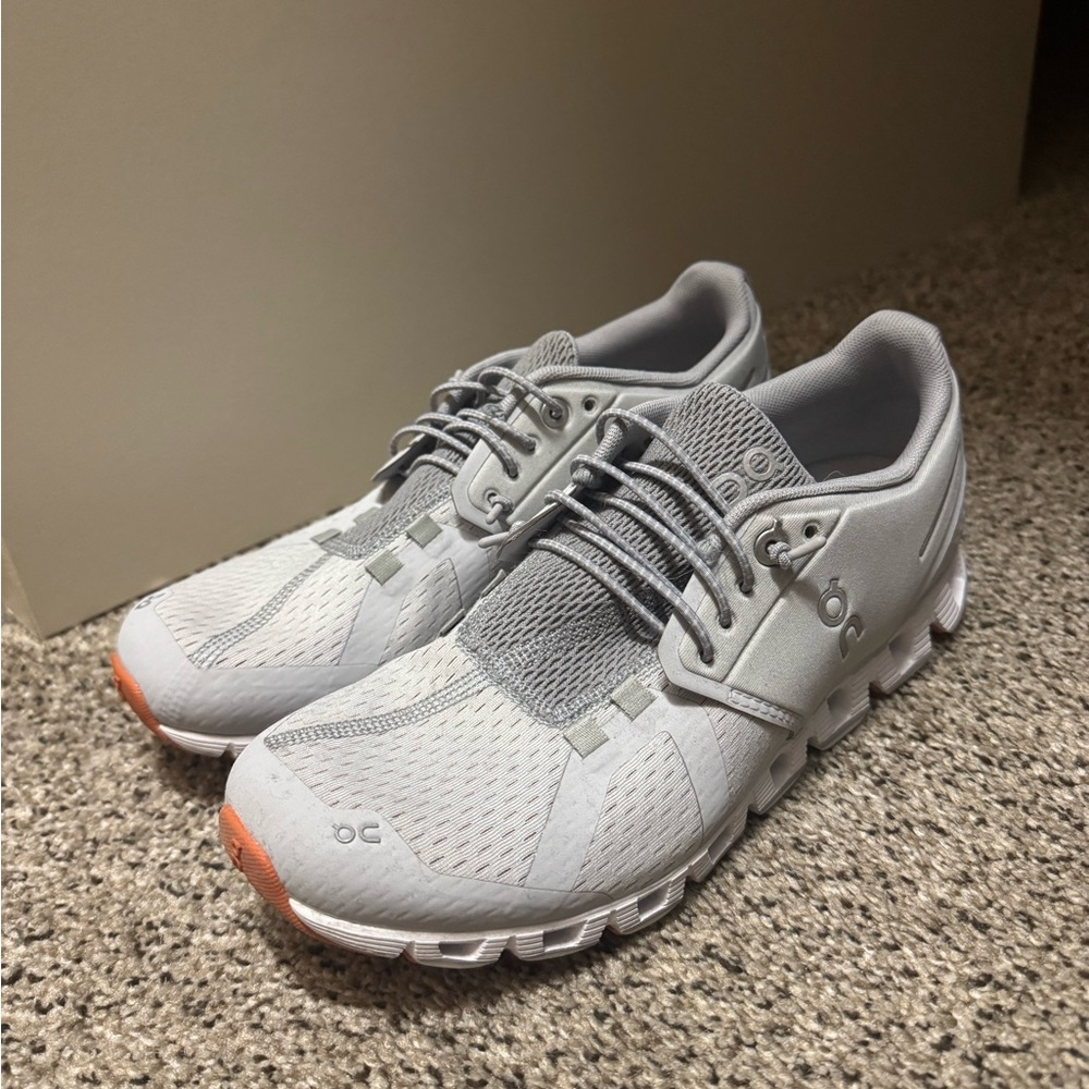 On Cloud Running Light Gray Athletic Shoes